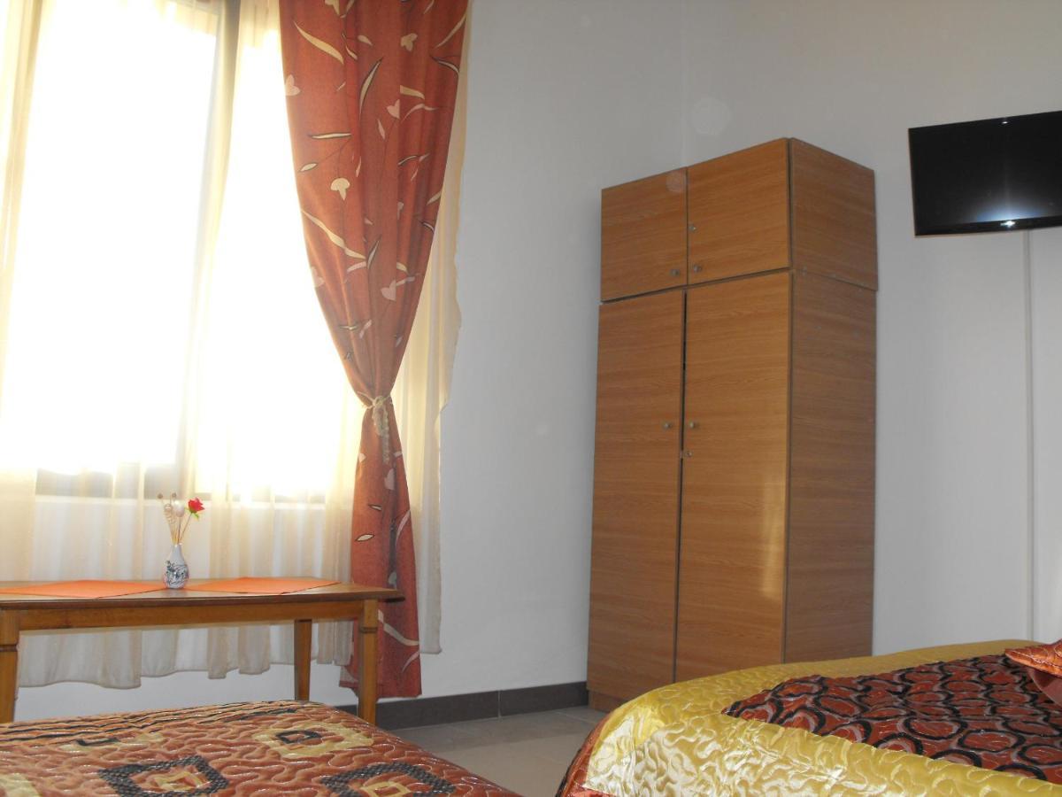 Casa Rustica Apart & Rooms Cîmpineanca Zewnętrze zdjęcie
