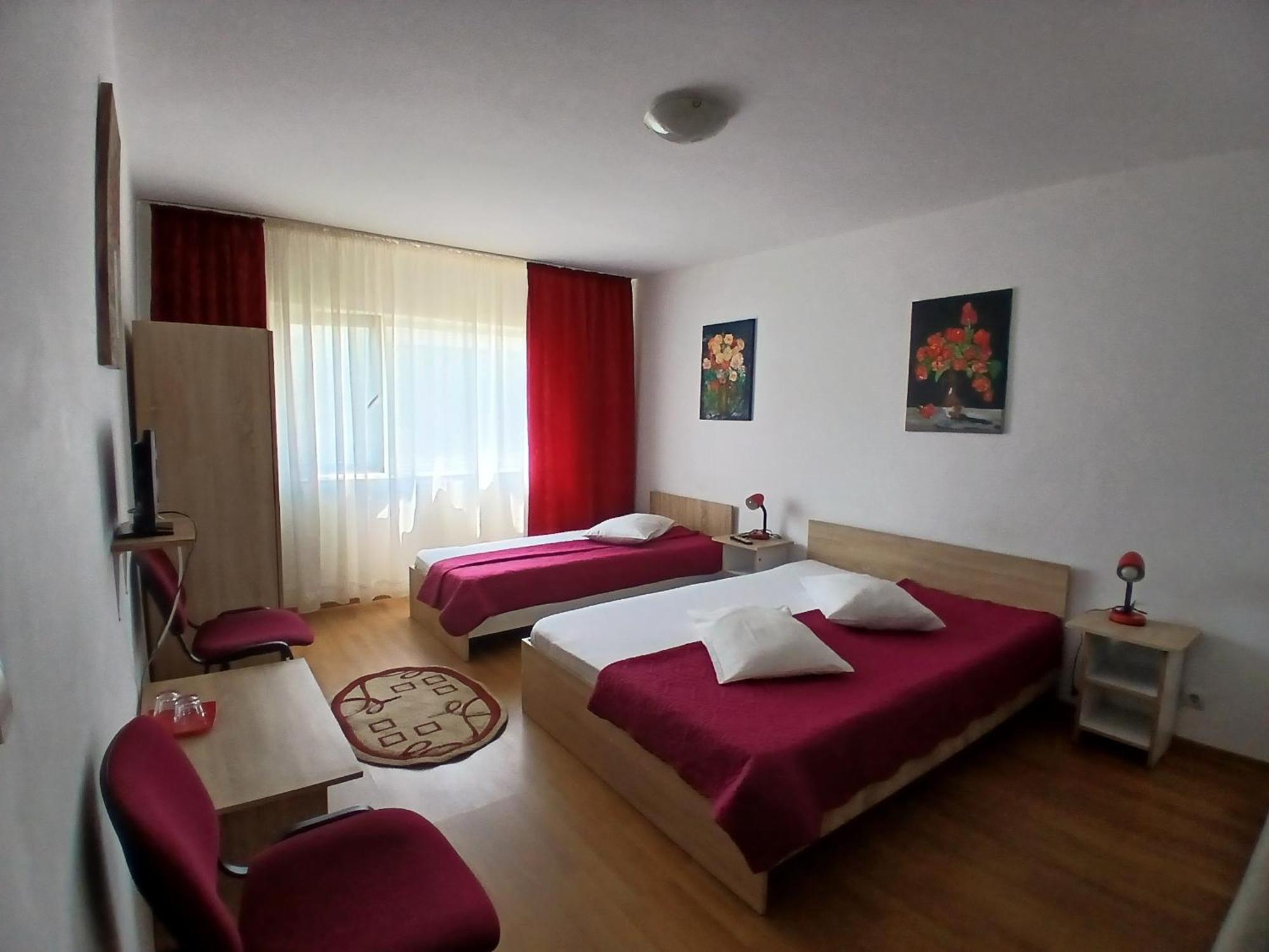 Casa Rustica Apart & Rooms Cîmpineanca Zewnętrze zdjęcie